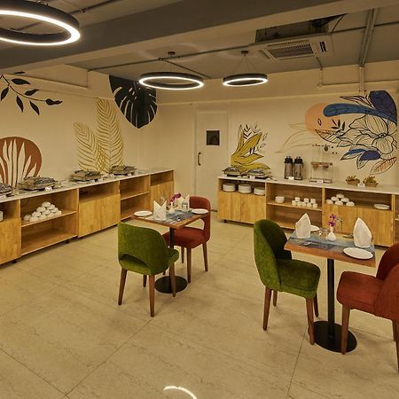 Tulip Inn Koramangala バンガロール エクステリア 写真
