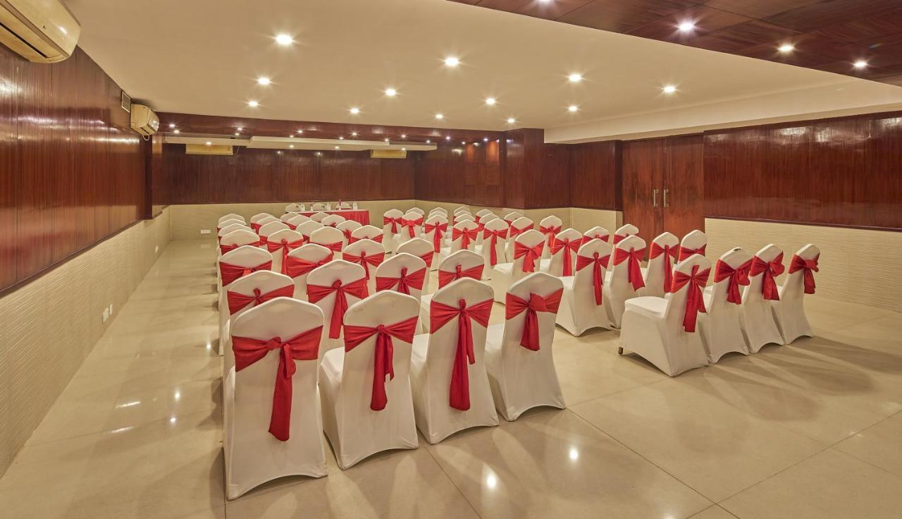 Tulip Inn Koramangala バンガロール エクステリア 写真