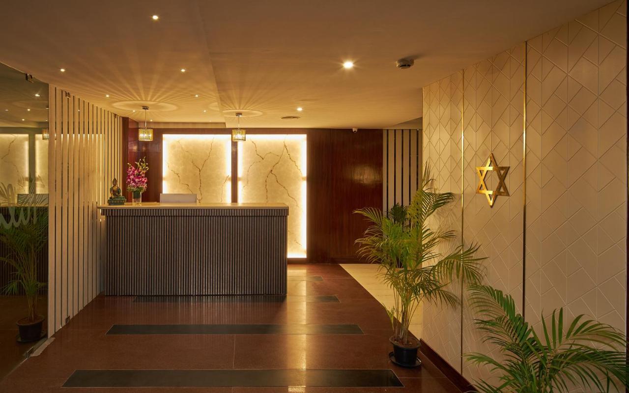 Tulip Inn Koramangala バンガロール エクステリア 写真