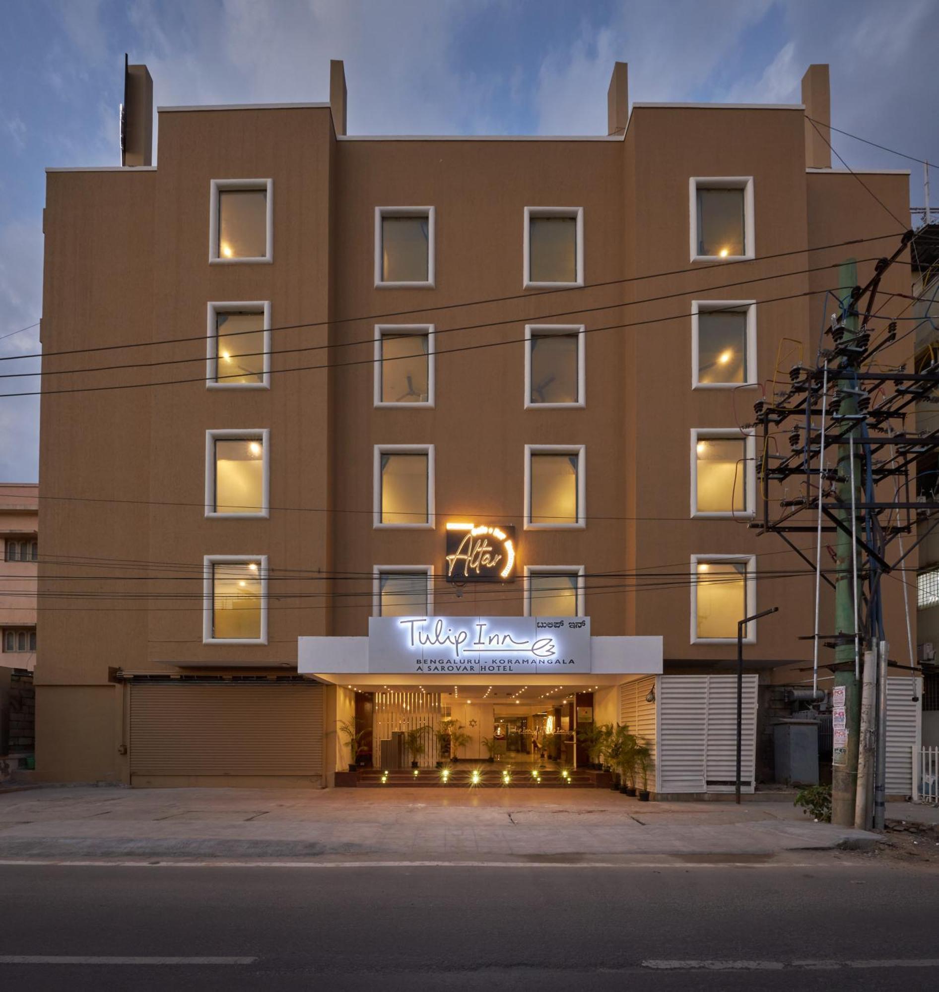 Tulip Inn Koramangala バンガロール エクステリア 写真