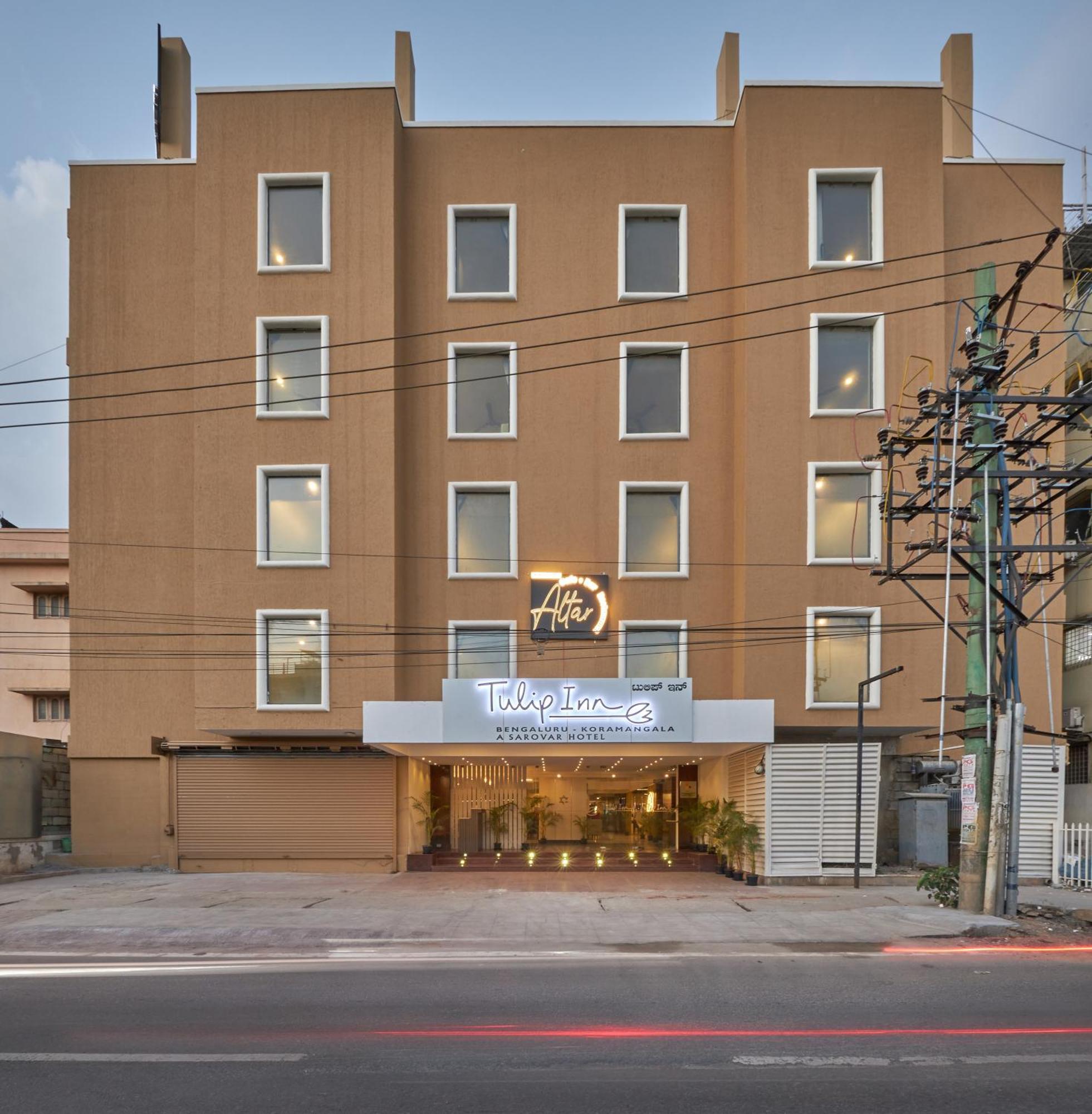 Tulip Inn Koramangala バンガロール エクステリア 写真